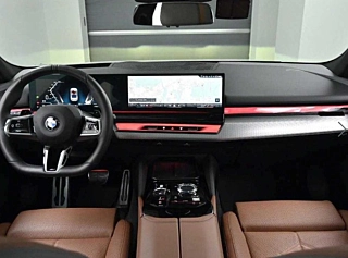 BMW 5-SERIES G60 2024