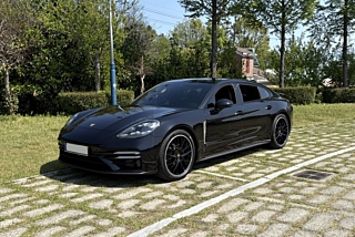 PORSCHE PANAMERA 971 2022