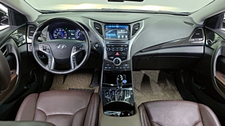 HYUNDAI GRANDEUR HG 2016