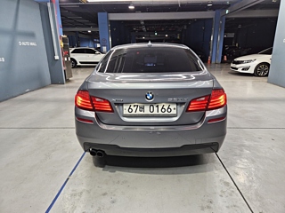 BMW 5-SERIES F10 2016