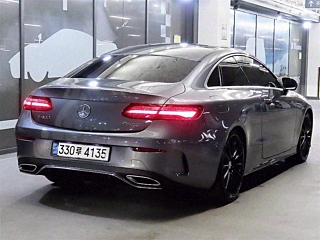 MERCEDES BENZ E-CLASS W213 2017