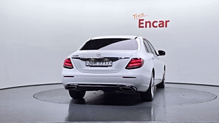MERCEDES BENZ E-CLASS W213 2017