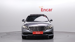 MERCEDES BENZ E-CLASS W213 2017