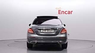 MERCEDES BENZ E-CLASS W213 2017