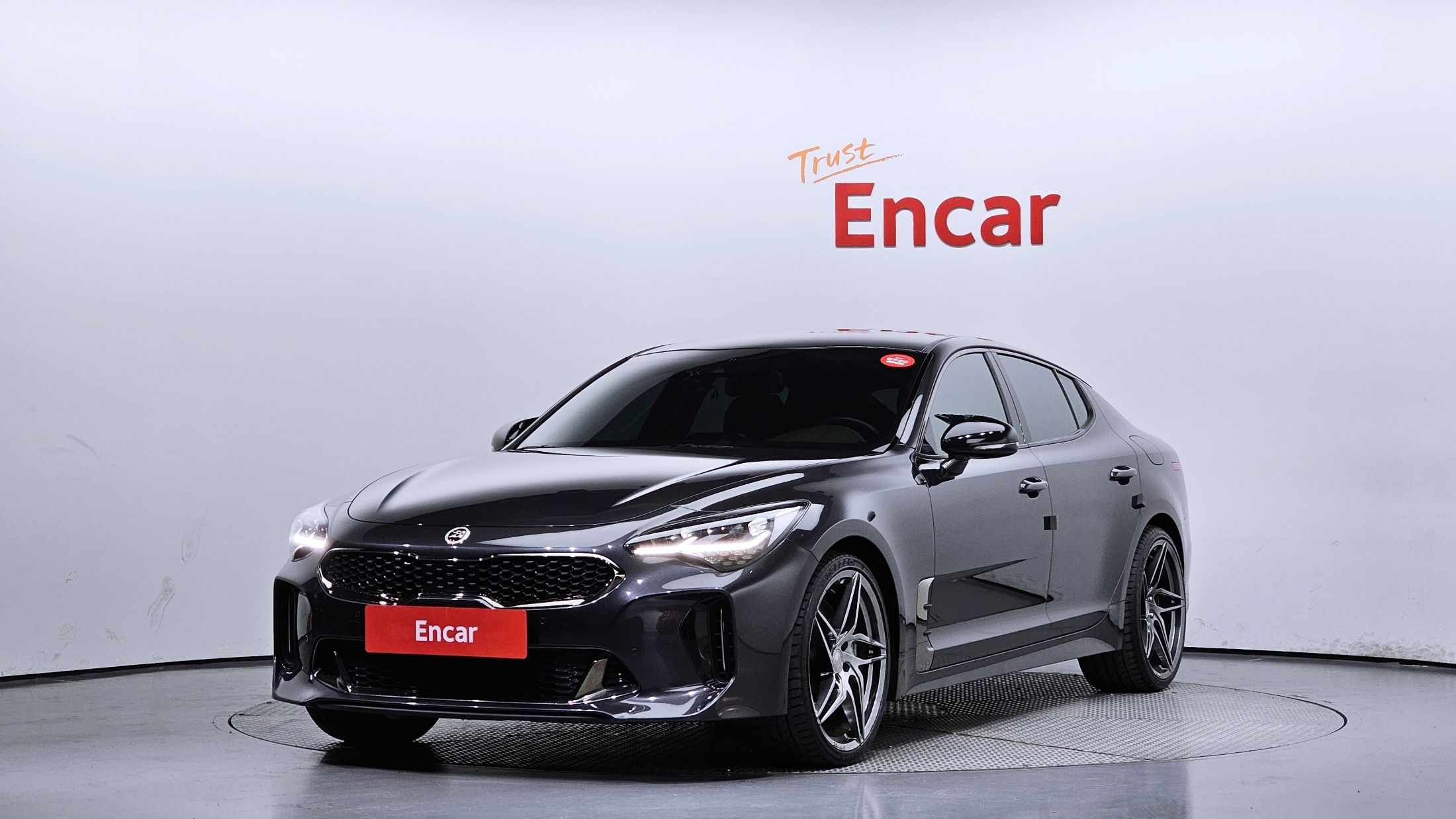 KIA STINGER