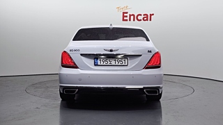 GENESIS EQ900 2016