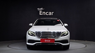 MERCEDES BENZ E-CLASS W213 2019