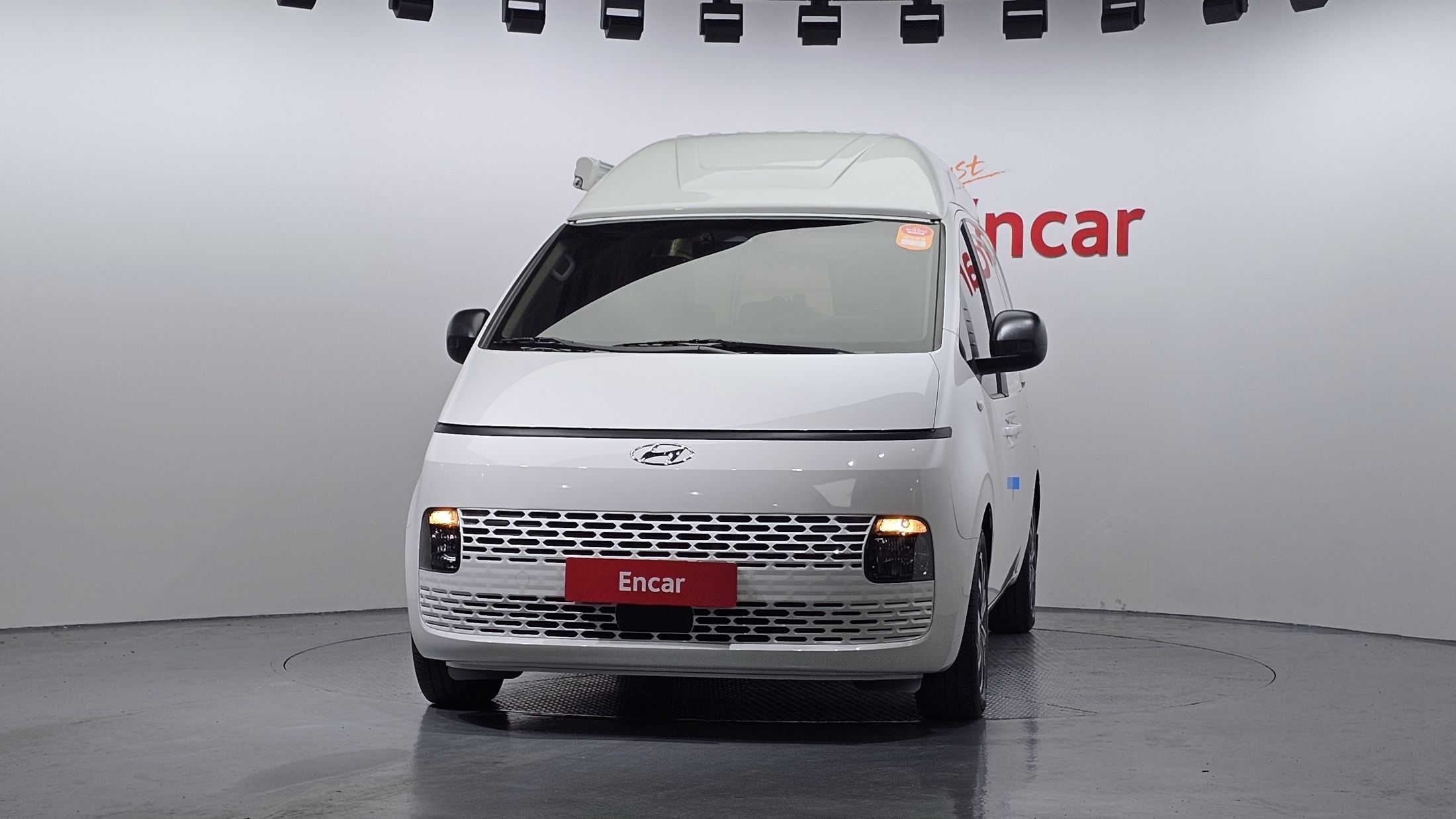 HYUNDAI STARIA 2021