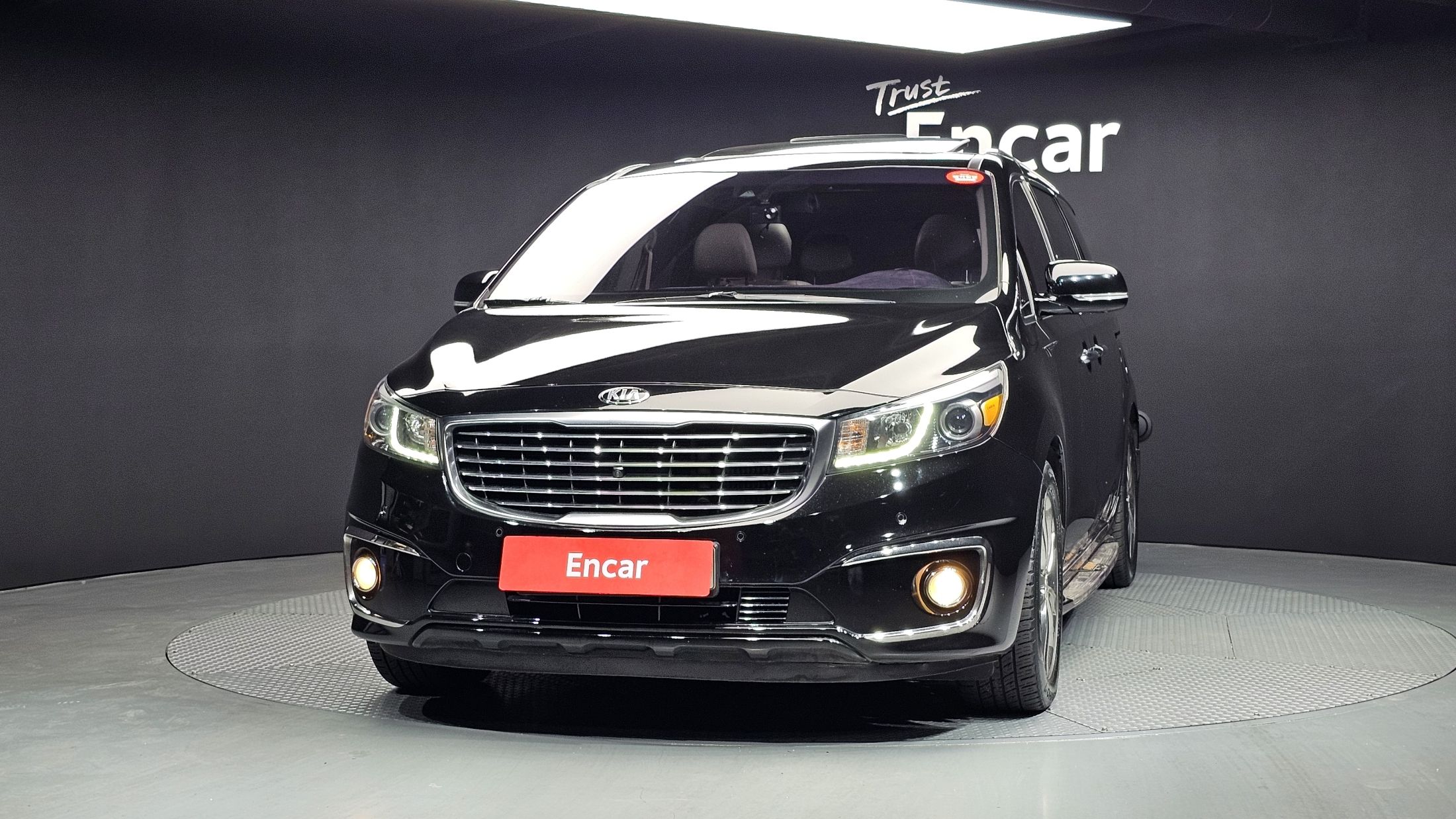 KIA CARNIVAL 2018