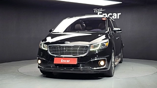 KIA CARNIVAL 2018
