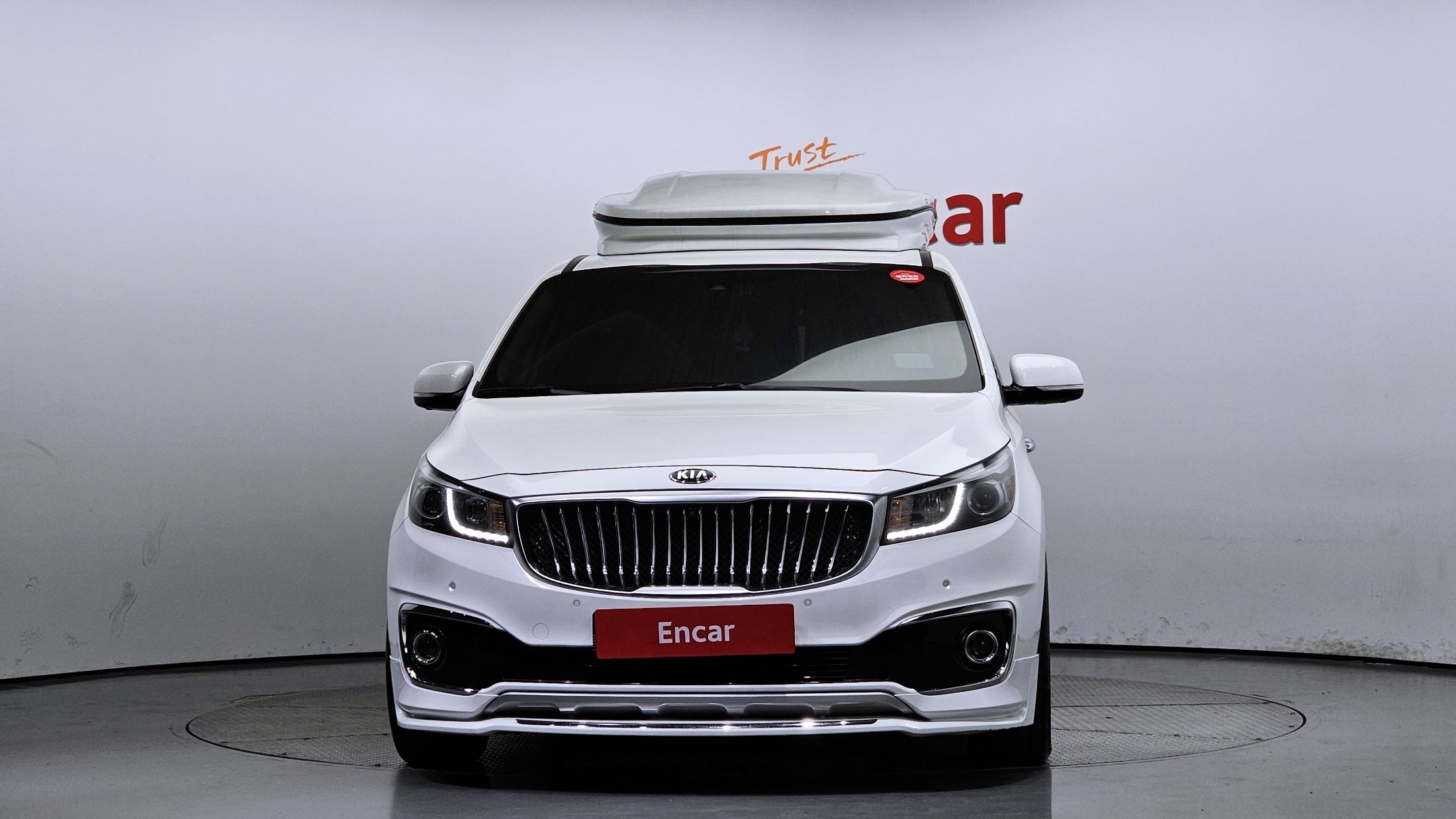 KIA CARNIVAL 2017