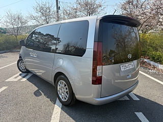 HYUNDAI STARIA 2021