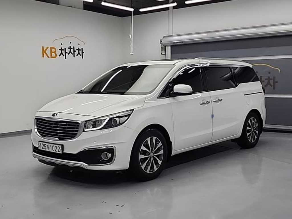 KIA CARNIVAL 2017