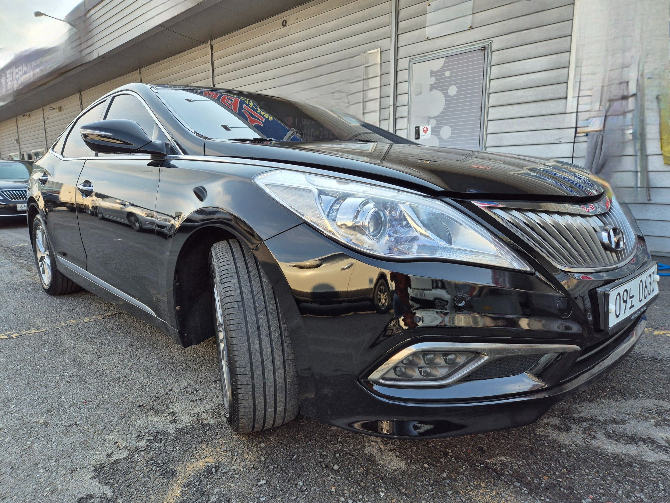 HYUNDAI GRANDEUR HG 2016