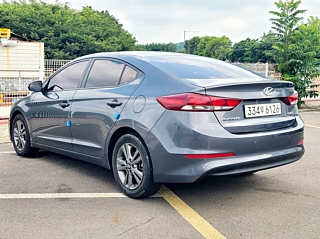 HYUNDAI AVANTE AD 2016