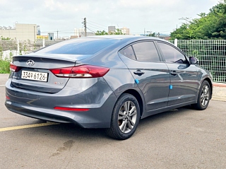 HYUNDAI AVANTE AD 2016