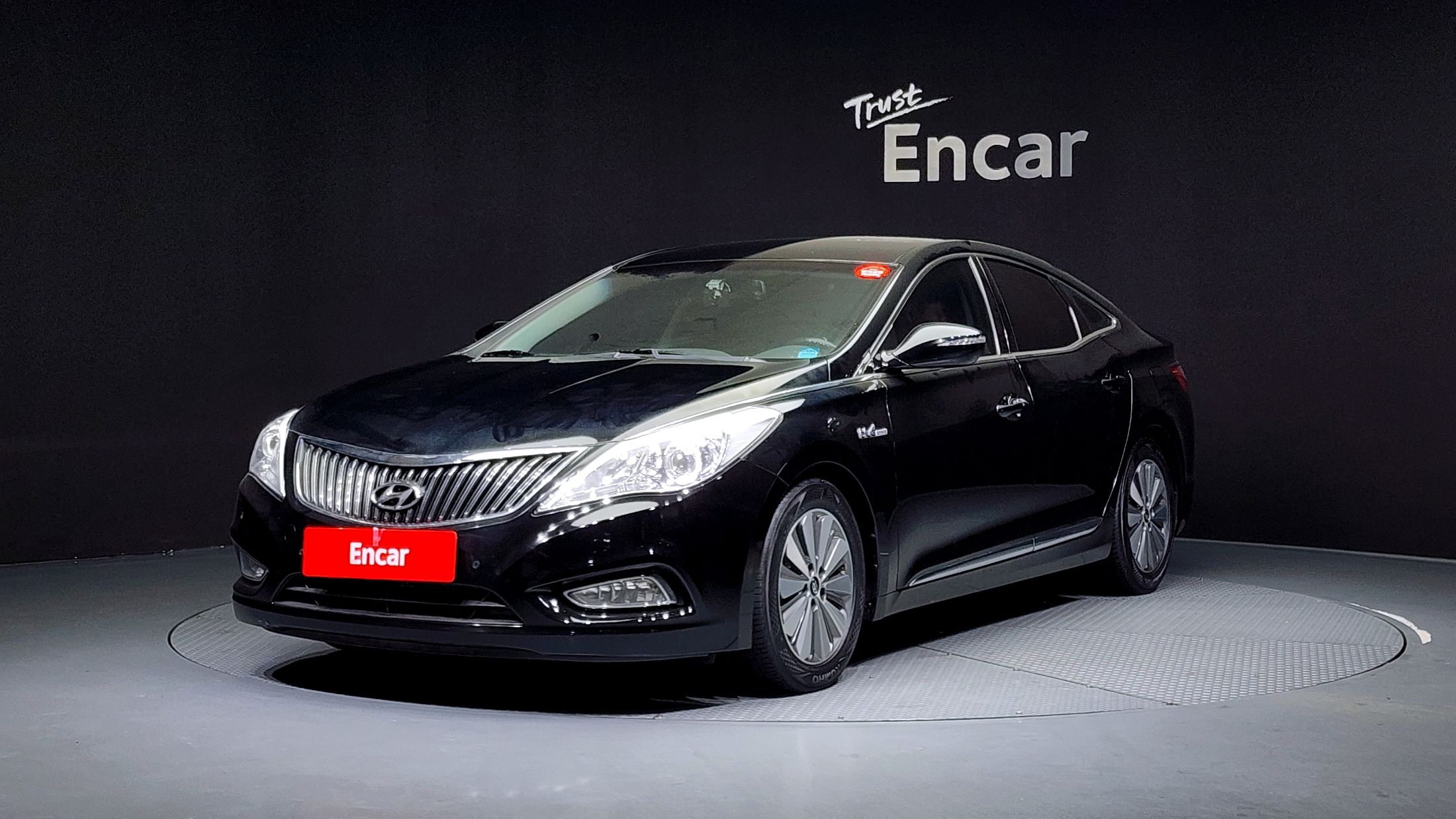 HYUNDAI GRANDEUR HG HYBRID 2014