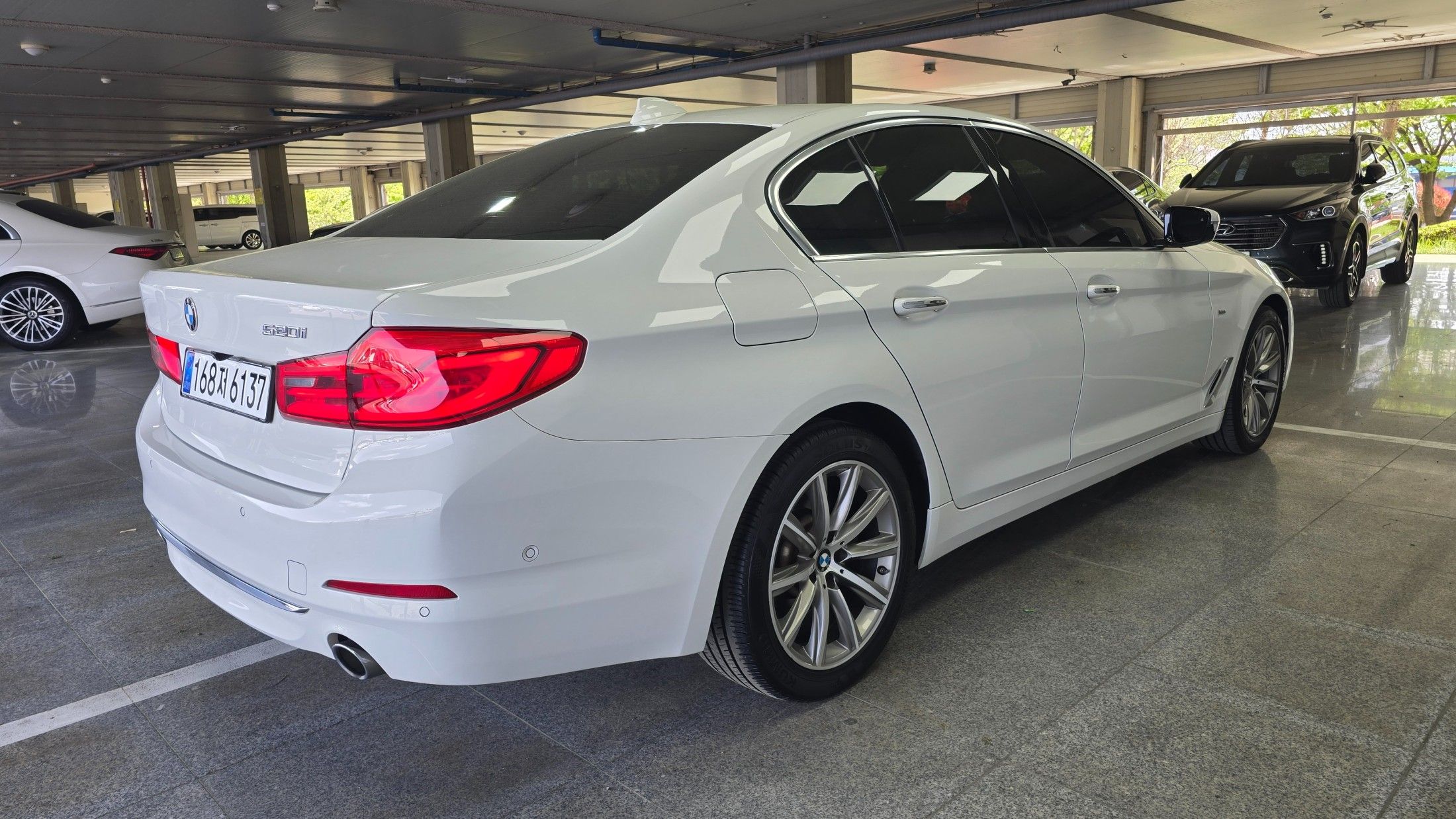 BMW 5-SERIES G30 2018