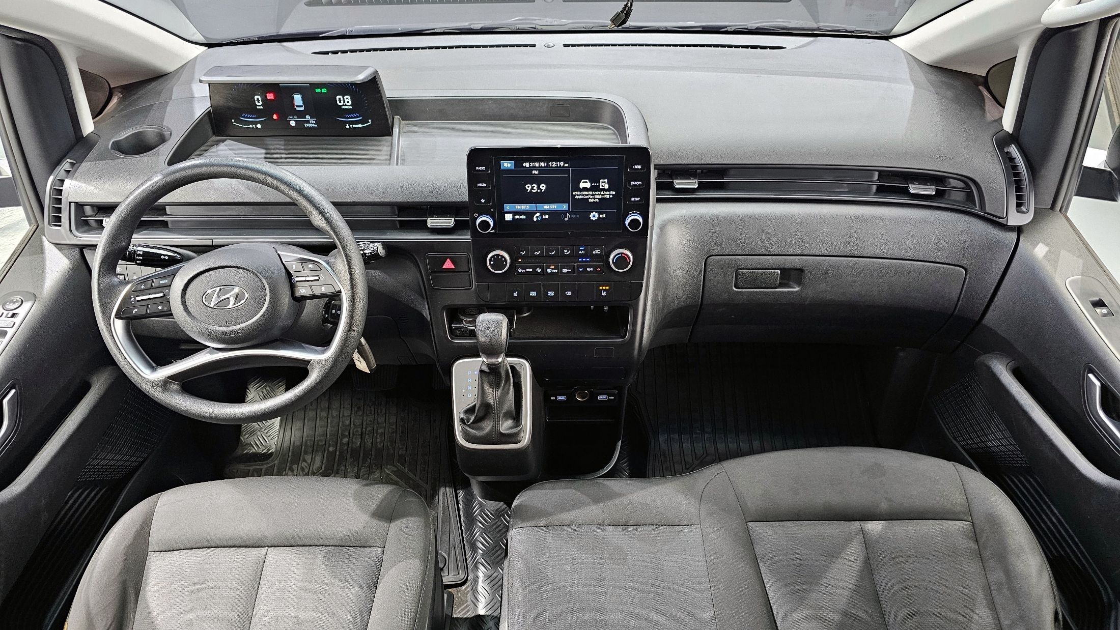 HYUNDAI STARIA 2022