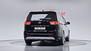 KIA CARNIVAL 2017