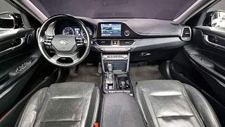 HYUNDAI GRANDEUR IG 2017