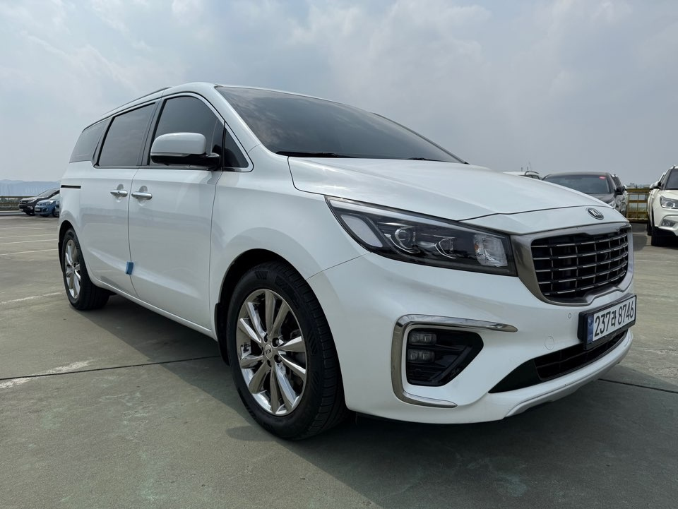KIA CARNIVAL 2020