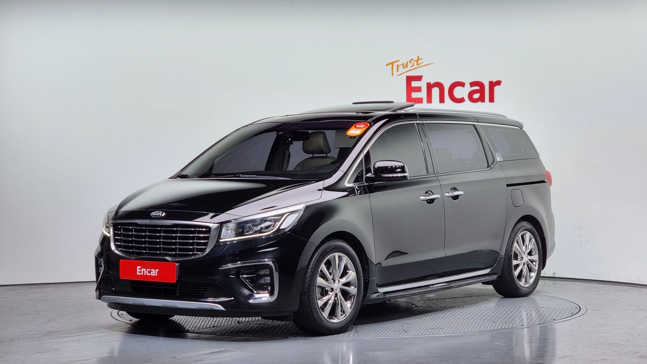 KIA CARNIVAL 2018