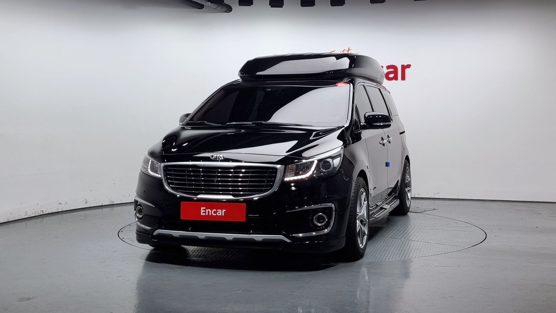 KIA CARNIVAL 2016
