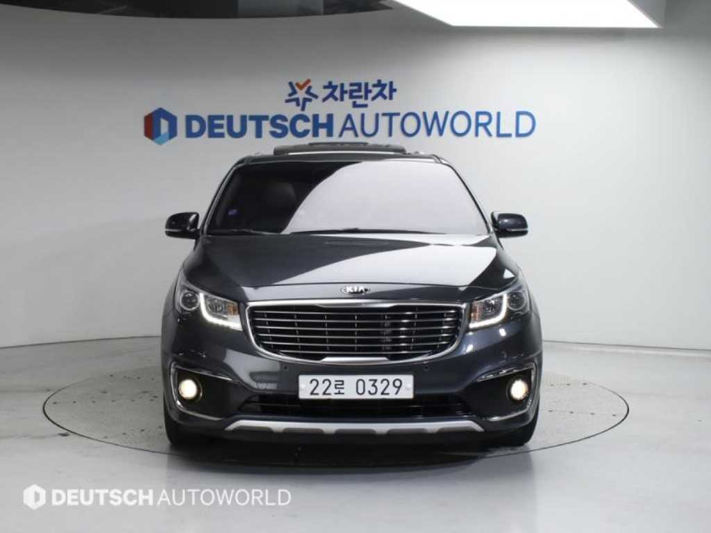 KIA CARNIVAL 2016