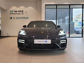 PORSCHE PANAMERA 971 2021