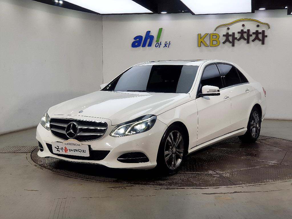 MERCEDES BENZ E-CLASS W212