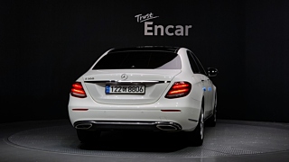 MERCEDES BENZ E-CLASS W213 2019