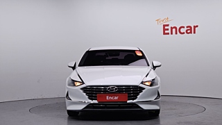 HYUNDAI SONATA DN8 2019