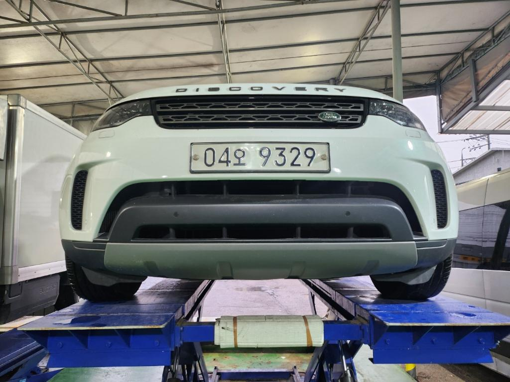 LAND ROVER DISCOVERY 5