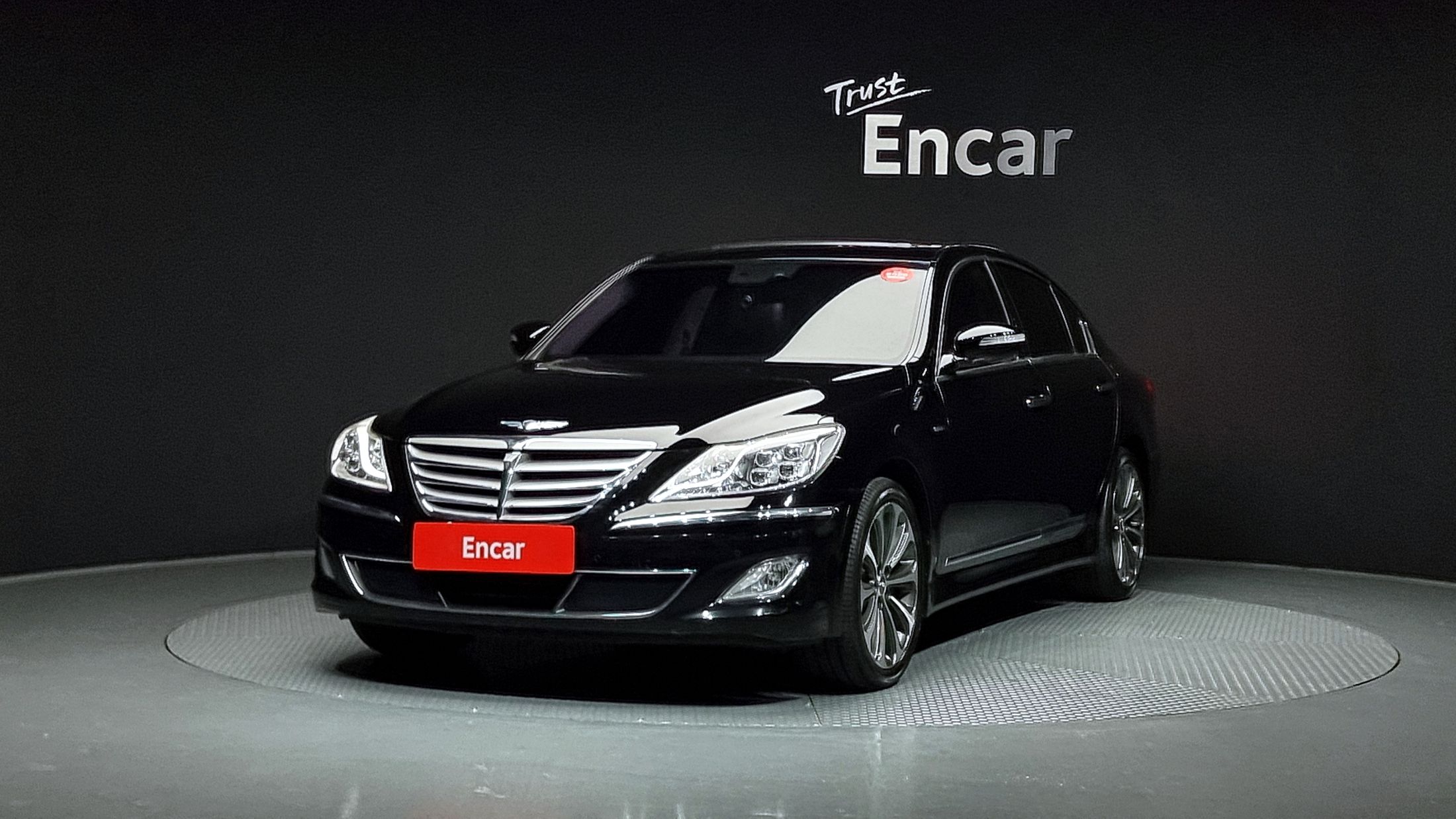 HYUNDAI GENESIS 2013