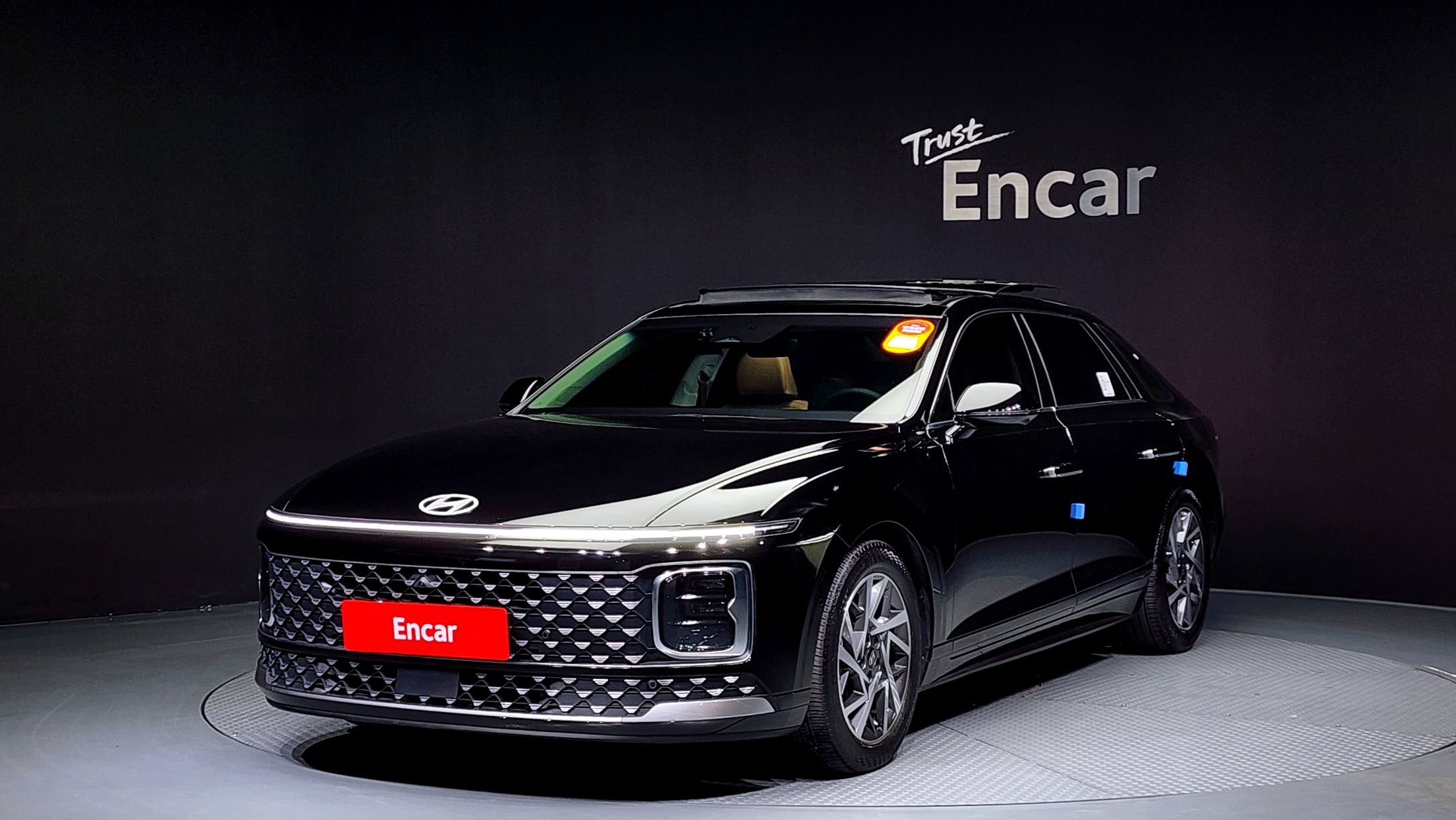 HYUNDAI GRANDEUR HYBRID GN7 2024
