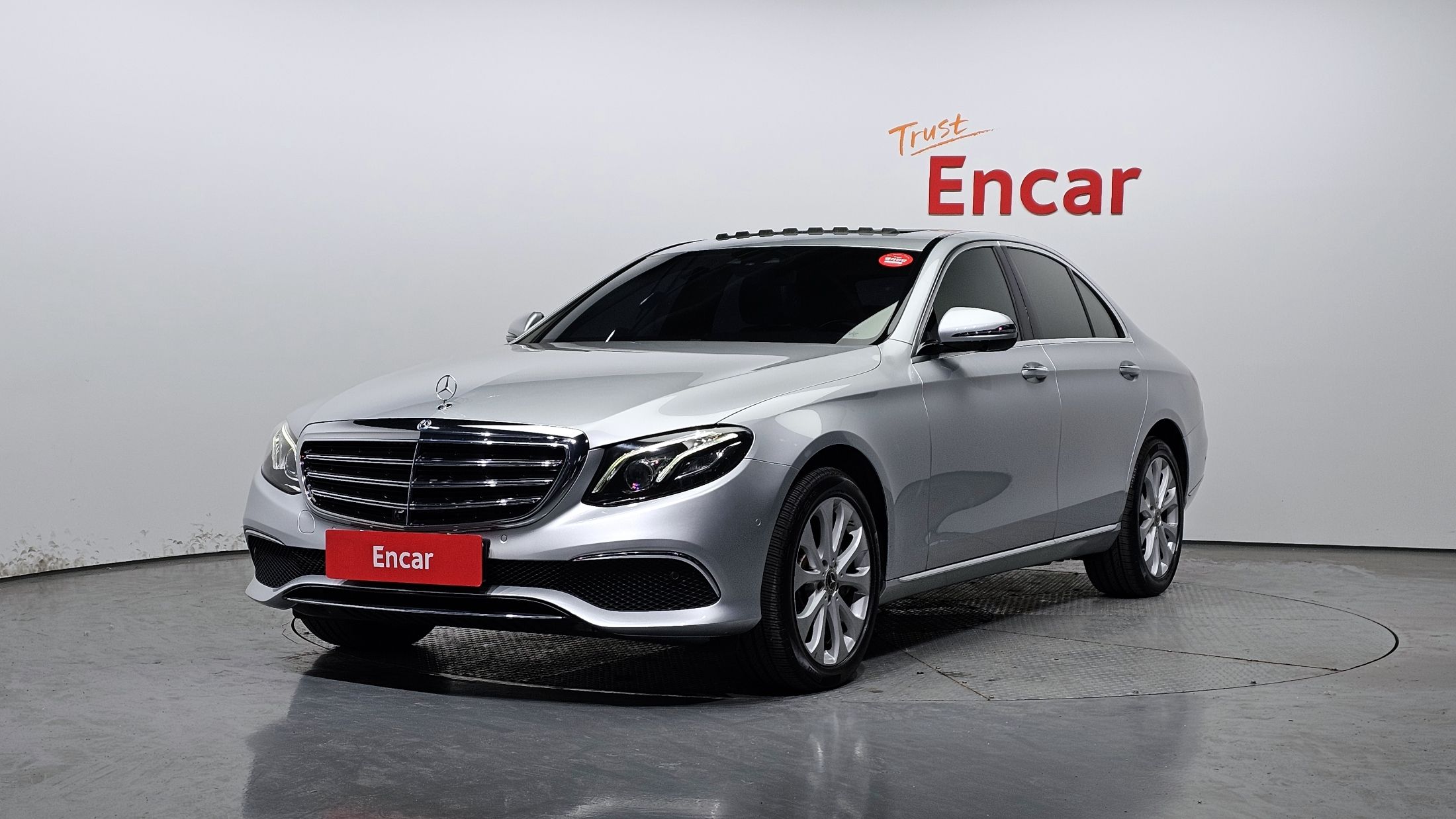 MERCEDES BENZ E-CLASS W213