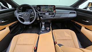 LEXUS ES300H 2023