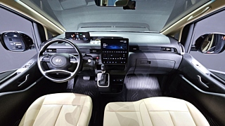 HYUNDAI STARIA 2023