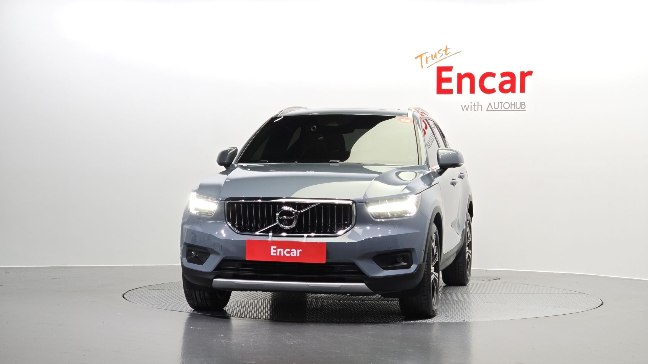 VOLVO XC40 2020