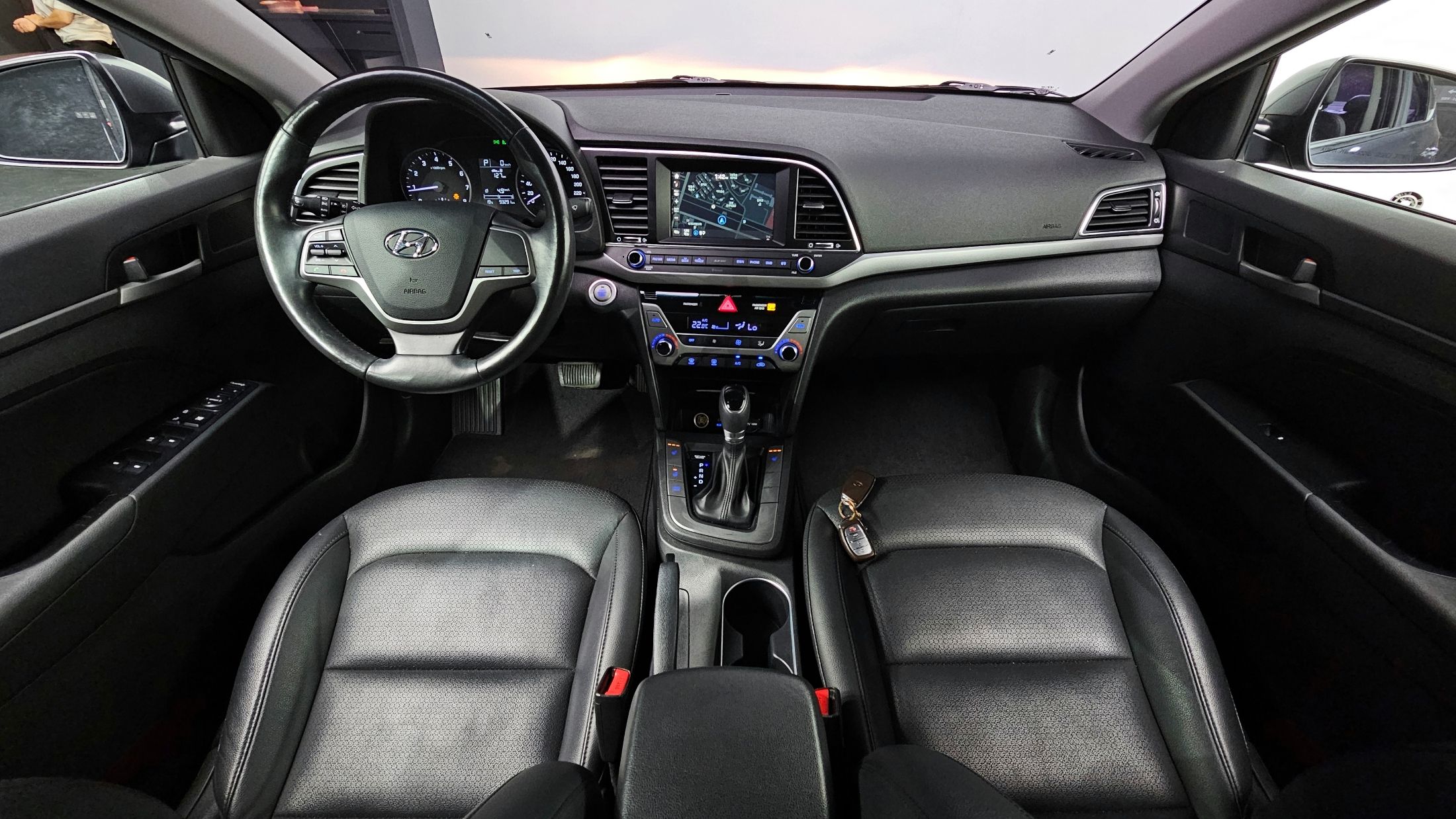 HYUNDAI AVANTE AD 2016