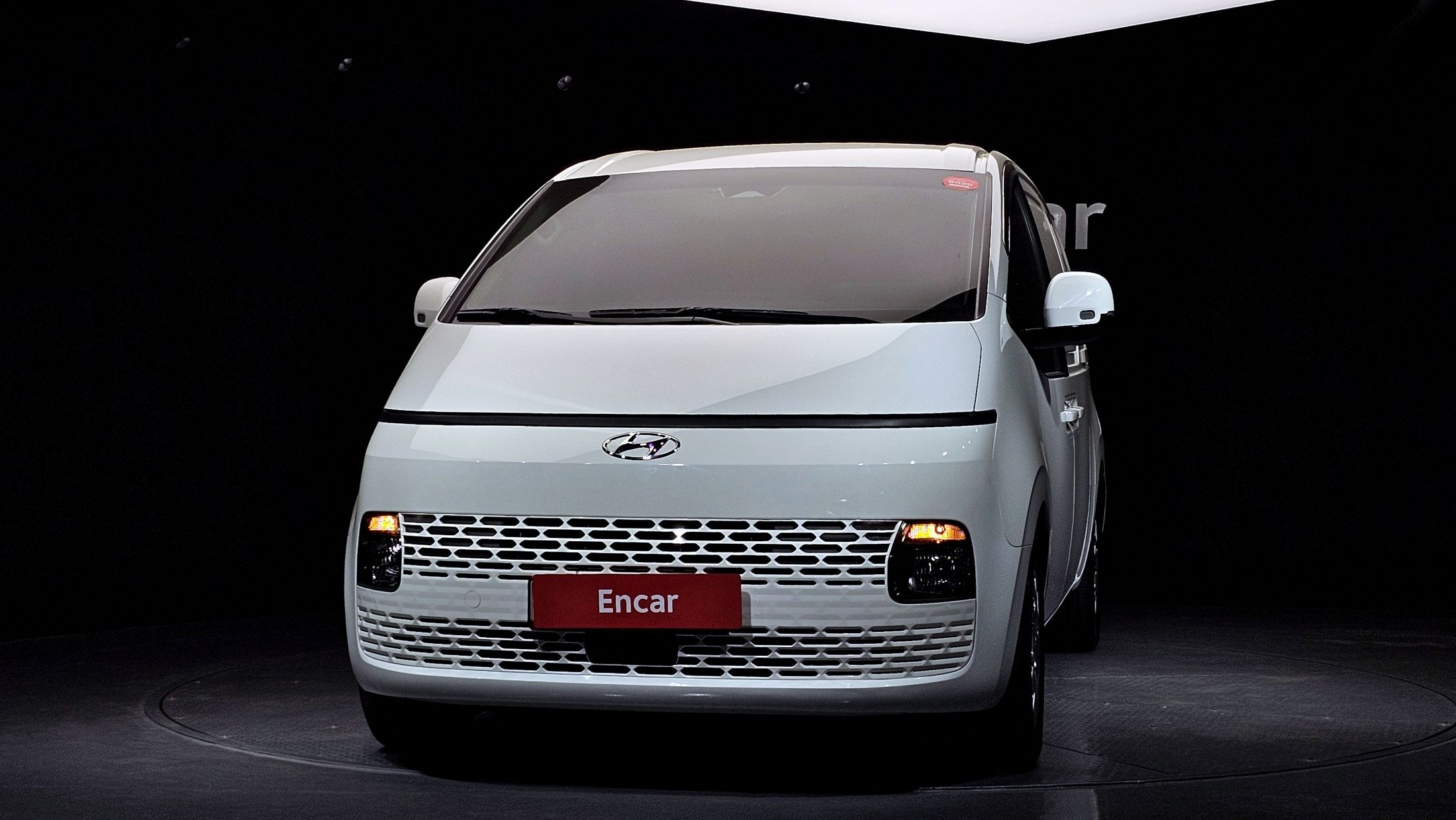 HYUNDAI STARIA 2022