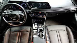 HYUNDAI SONATA DN8 2019