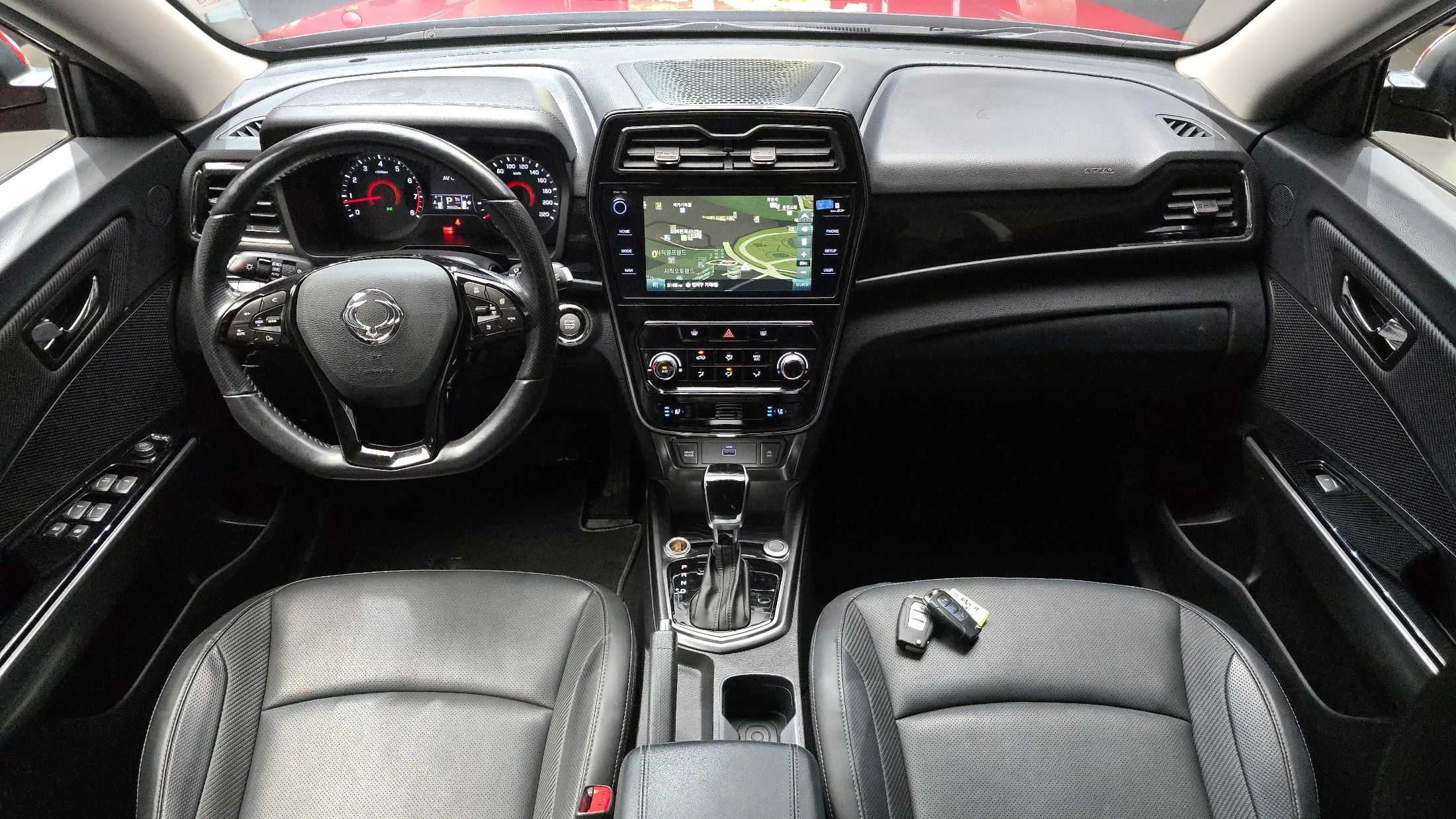SSANGYONG TIVOLI VERY NEW 2019