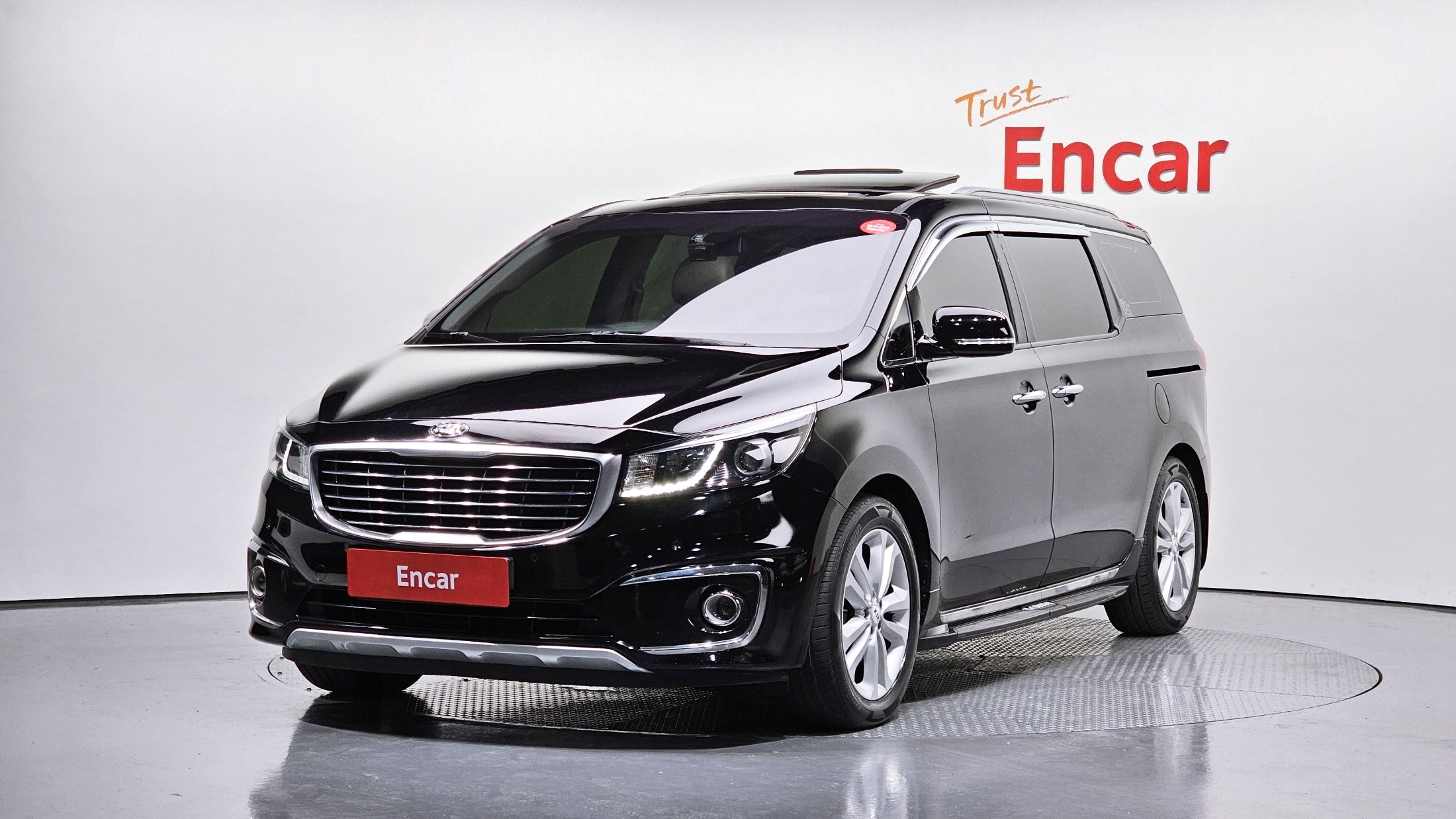 KIA CARNIVAL 2016