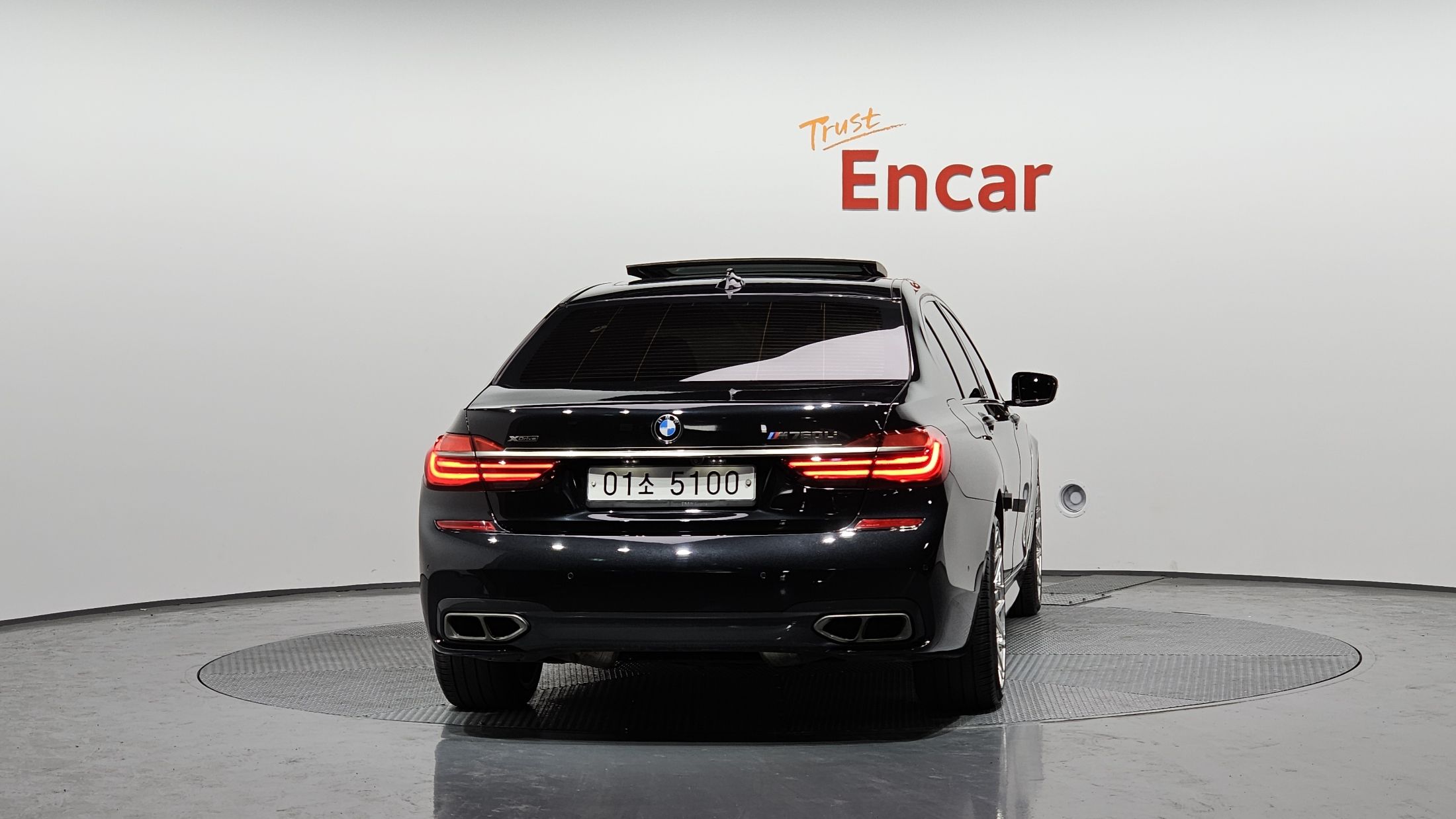 BMW 7-SERIES G11 2017