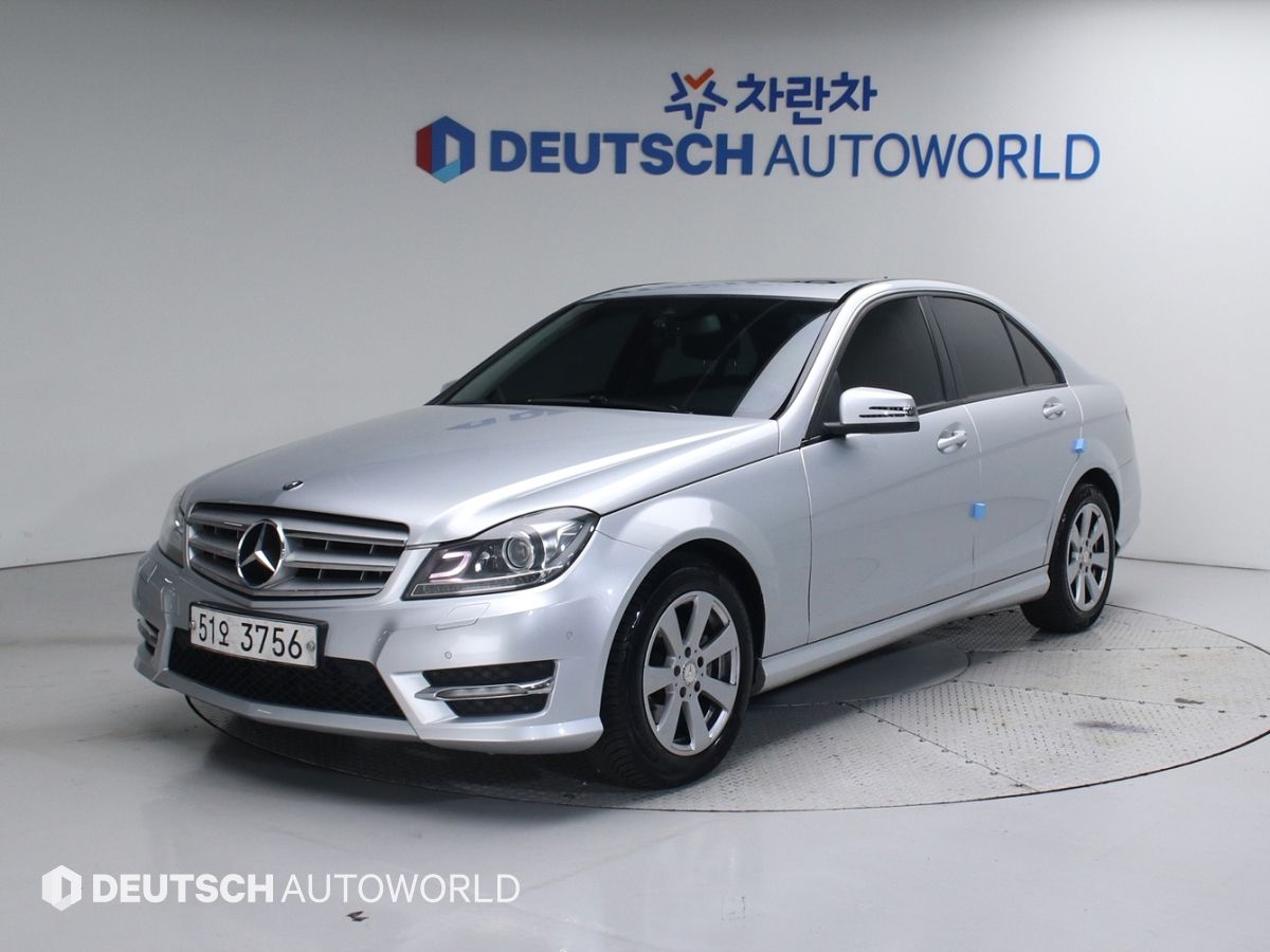 MERCEDES BENZ C-CLASS W204