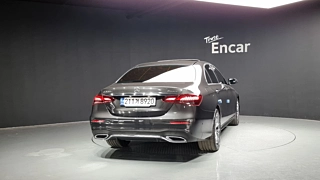 MERCEDES BENZ E-CLASS W213 2023