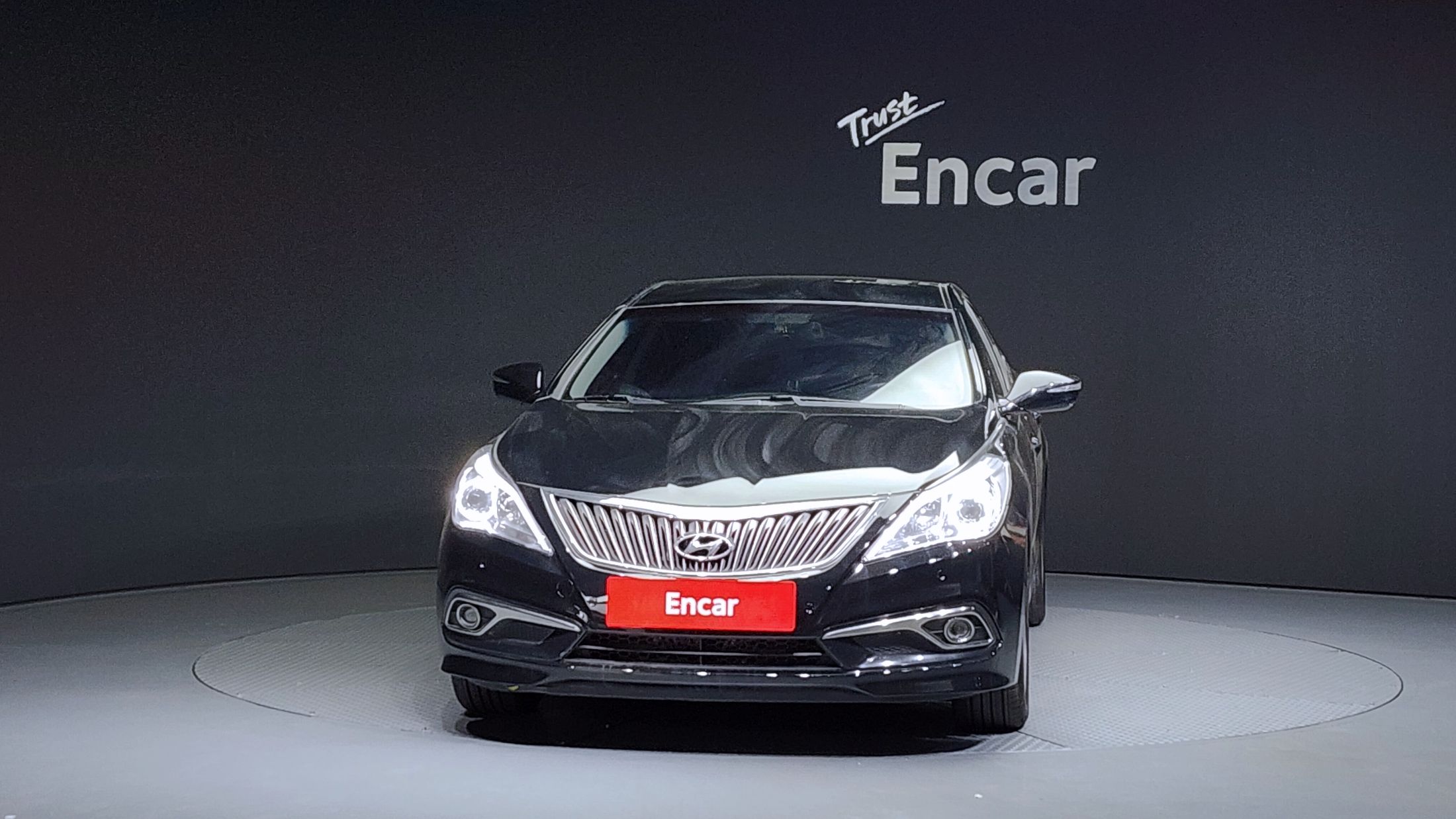 HYUNDAI GRANDEUR HG 2016