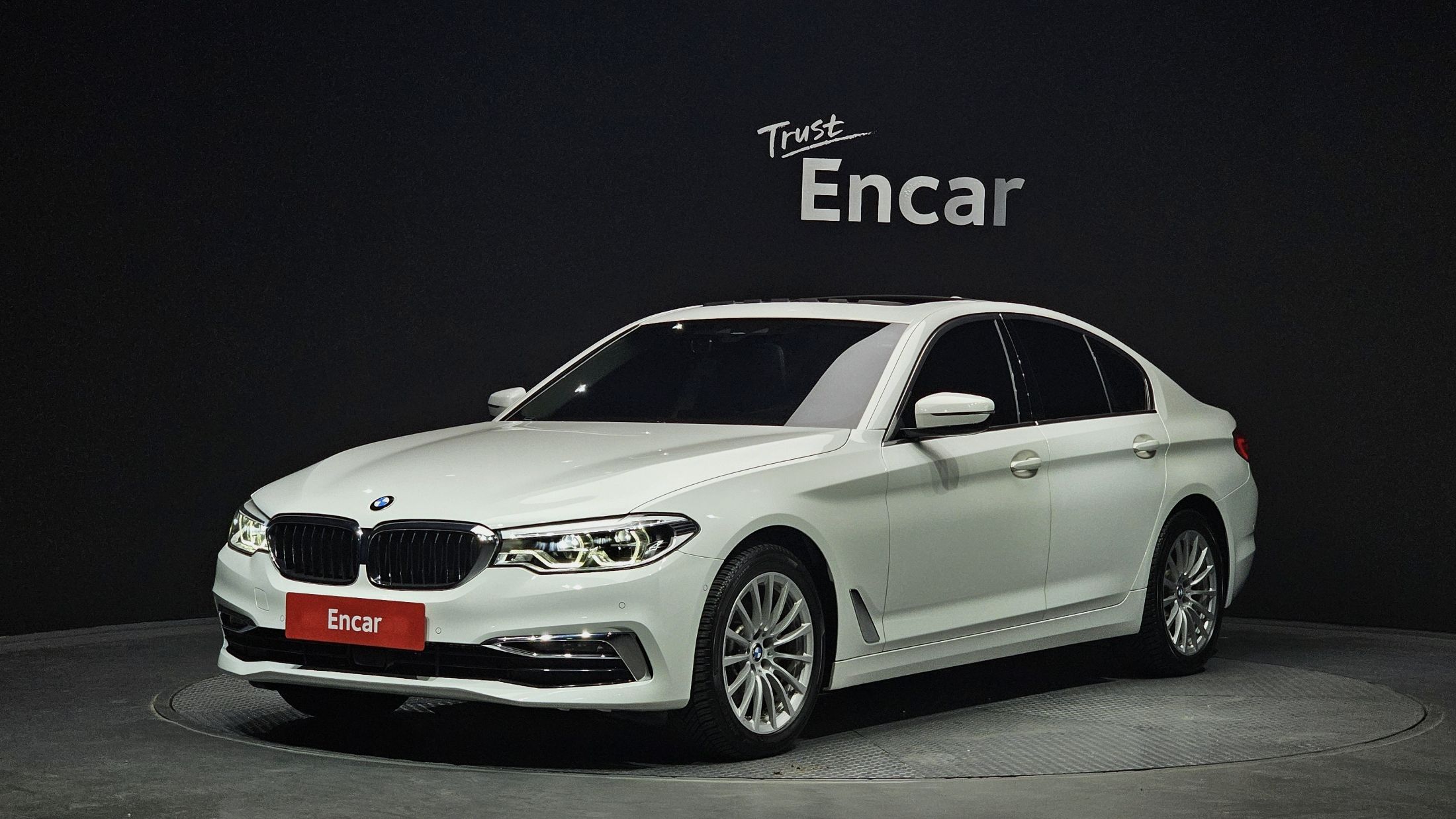 BMW 5-SERIES G30 2020